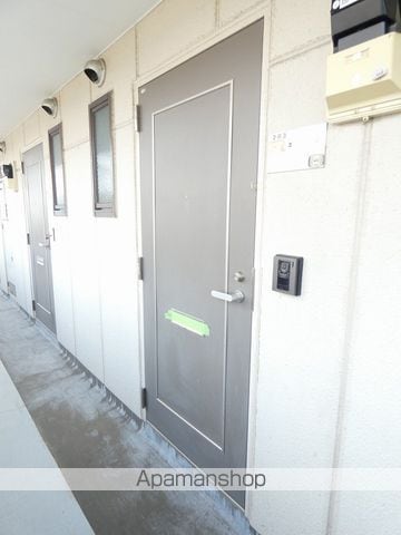 ツインシャトー富ヶ丘の玄関写真