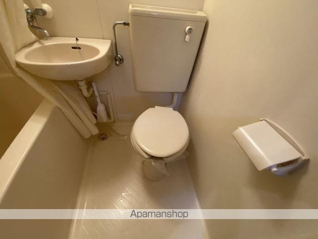 マリオン高松宮脇町 401の内装写真