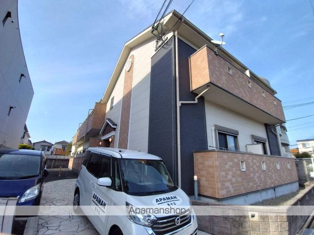 レオパレス柴原LA1の外観写真