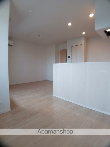 ヴァイオレット弐番館の内装写真