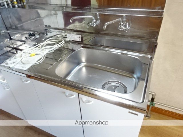 西19条南2丁目4-7テラスハウスの内装写真