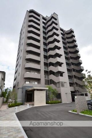 ロイヤルガーデン伊福町の外観写真