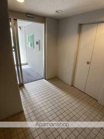 コリーナフォレスタの玄関写真