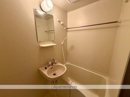 レオパレスミルキーウェイ[1K/20.81m2]のバス2