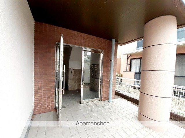 嵐山パレスの玄関写真