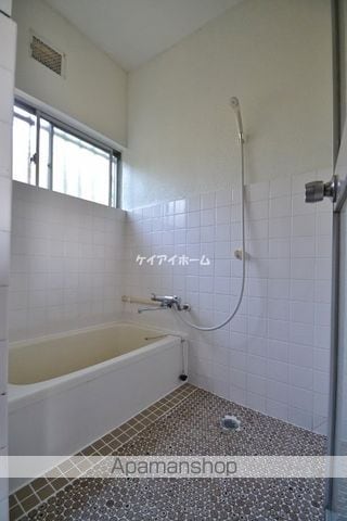 北長瀬岸様借家 北の内装写真