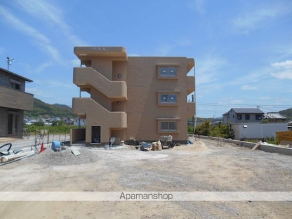 ドエル[2LDK/54.6m2]の外観2