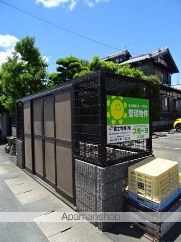 メイプルバンクの外観写真