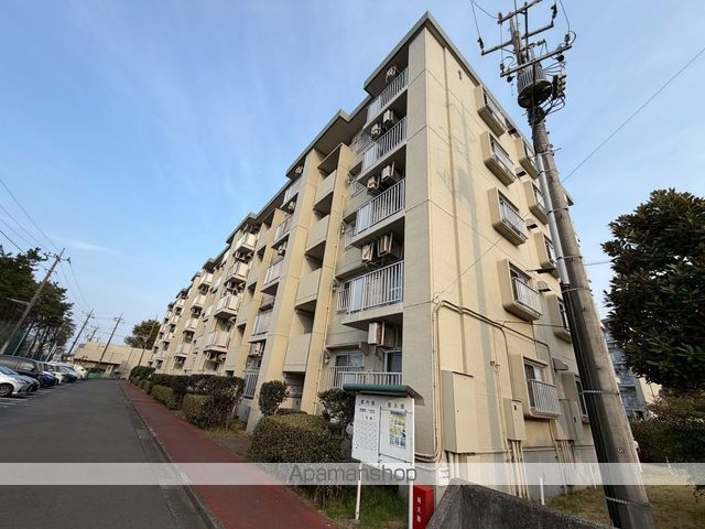 コーポ下鶴間1号棟の外観写真