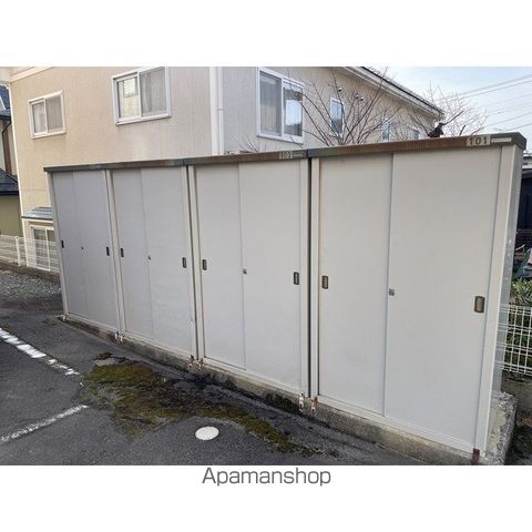 フロントヘルメス 北棟の外観写真