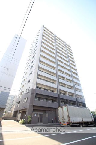 レジディア南一条イーストの外観写真