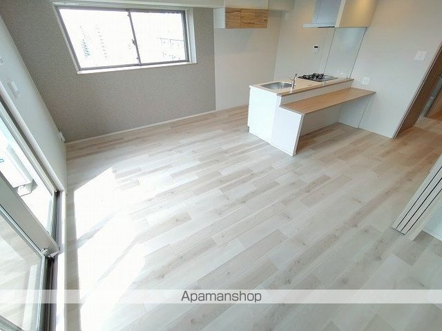 スプランディッドライズ新大阪ノースの内装写真
