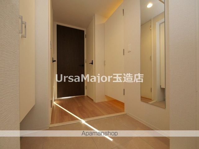 コンフォリア・リヴ大阪本町の内装写真