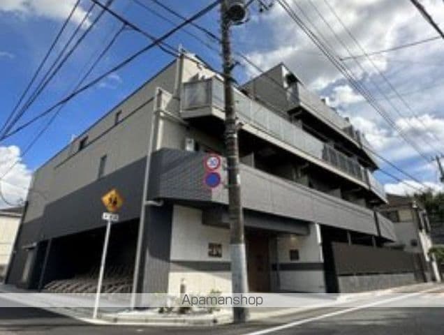 中野区弥生町のマンションの外観1