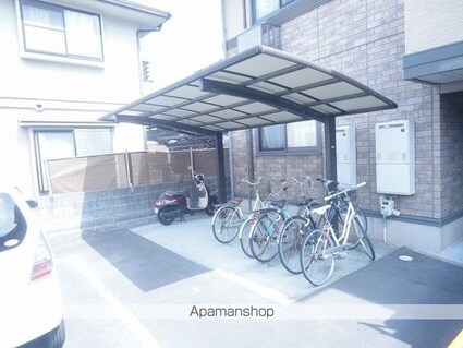 リビングタウン高岡Ⅱ[2LDK/57.17m2]の外観2