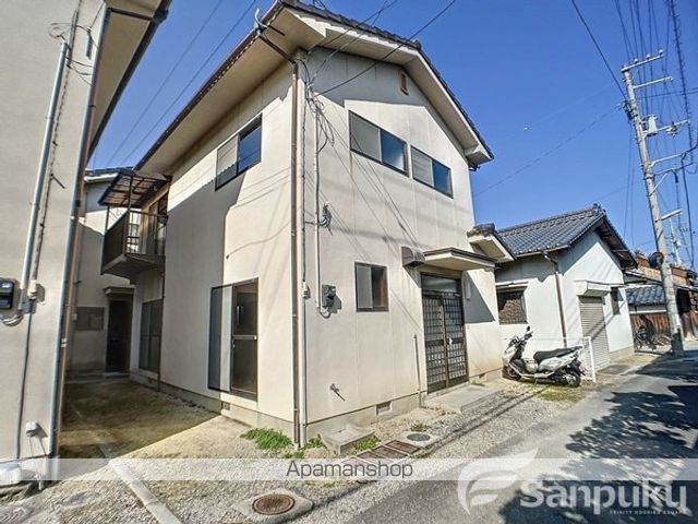 松山市 2階建 築35年の外観写真