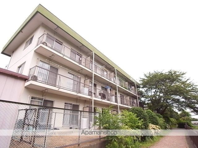 第1スザキハイツの外観写真