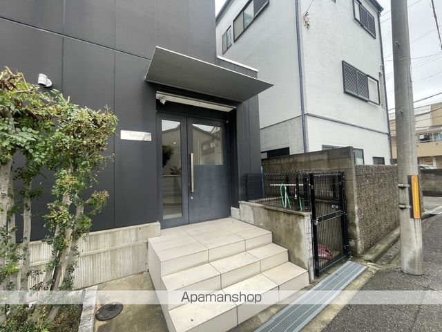 T−STUDIO服部豊町の玄関写真