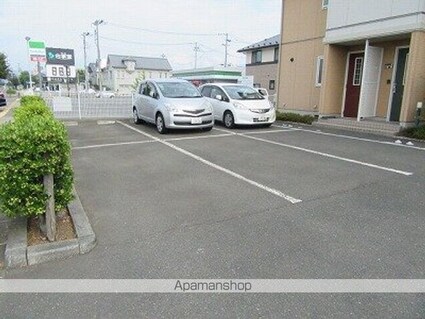 メゾン・セリーヌＡ[1LDK/46.7m2]の駐車場