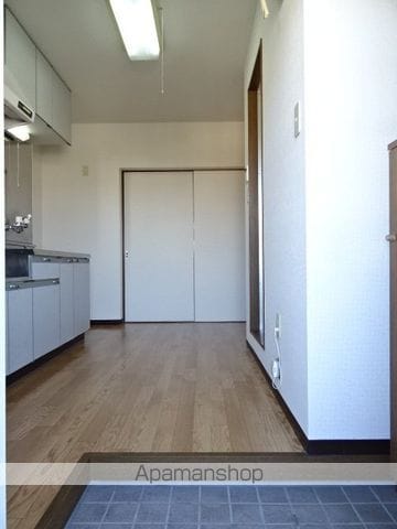 ハイライズ細島IIの内装写真