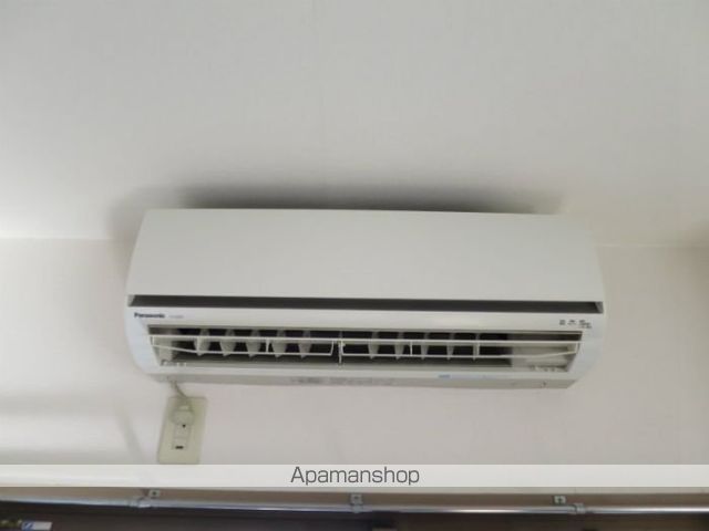 リファレンス県庁口の内装写真