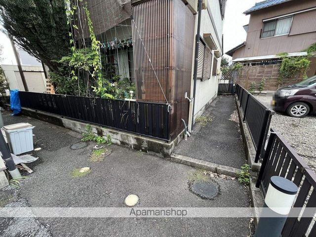 杉本アパートの玄関写真