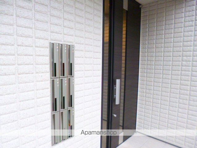 シャインフォレスト[1LDK/42.78m2]のエントランス