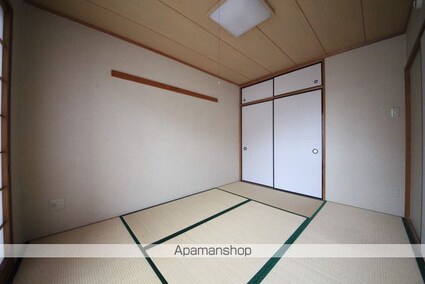 トライアーバンめじろ台[3LDK/64m2]の内装3