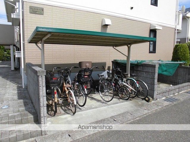ウェルセッジ請西 IIの内装写真