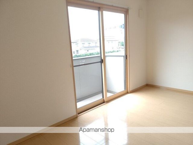 ファミリータウン ツートム C棟の内装写真