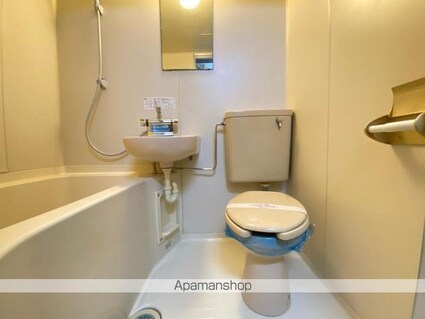 Ｌコート[1K/24m2]のトイレ