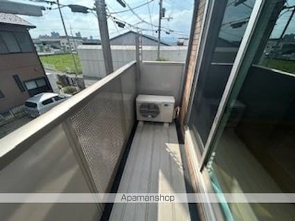 メゾン栗東[1LDK/40m2]のバルコニー
