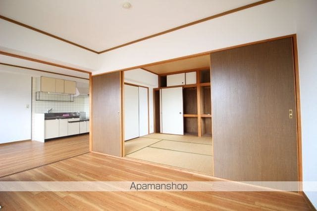 ボヌールの内装写真