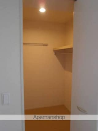 カメリア並木[2DK/48.22m2]の収納