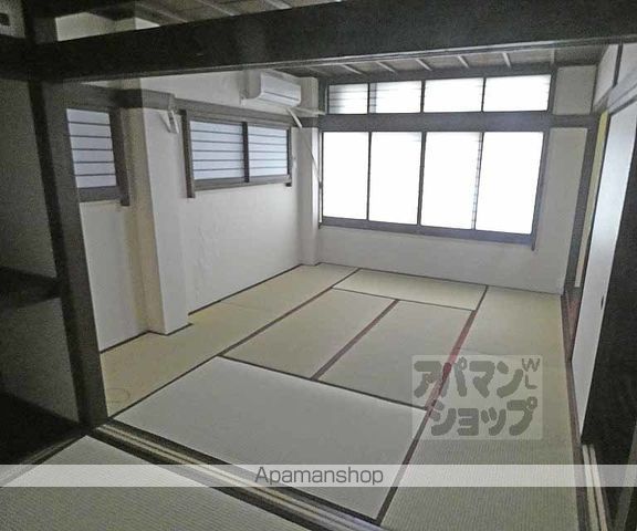 京阪電気鉄道鴨東線 出町柳駅 徒歩9分 4階建 築51年の内装写真
