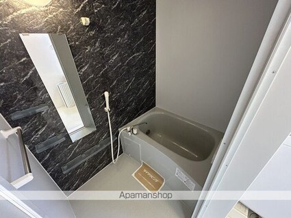 リサイア三春　Ｂ[1LDK/29.62m2]のバス