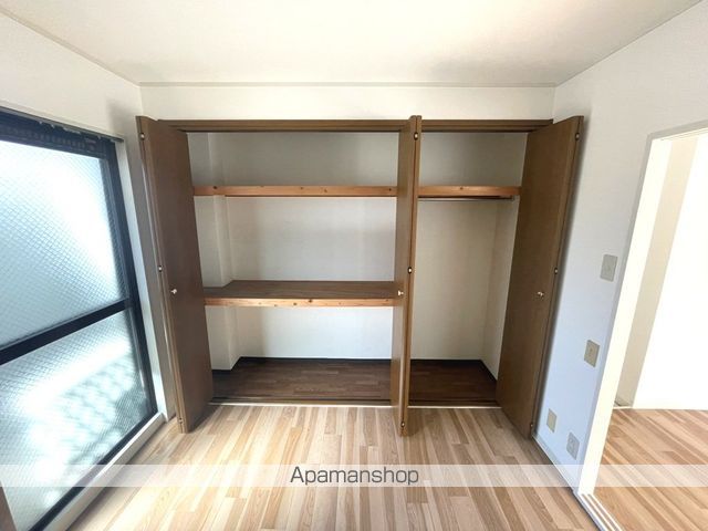 ジュネス菱屋西の内装写真