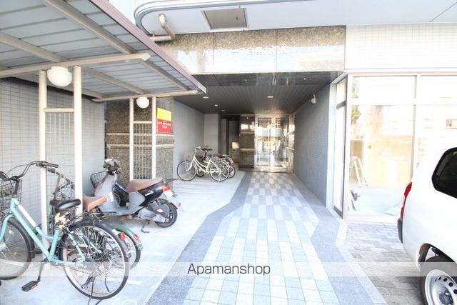 EDEN白島九軒町の玄関写真