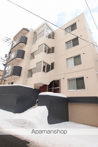クローバーハイム平岸の外観写真
