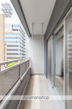 プレシャスタイム亀井町[1LDK/31.68m2]のバルコニー