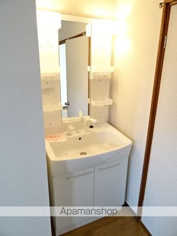 ニューシティ三輪の内装写真