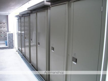 イーストコート[1LDK/40.6m2]のエントランス