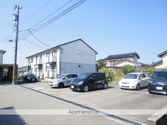 パールハイツの外観写真