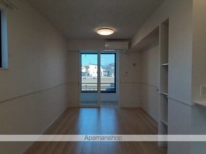 グランドゥール　糺[1LDK/50.01m2]のリビング・居間