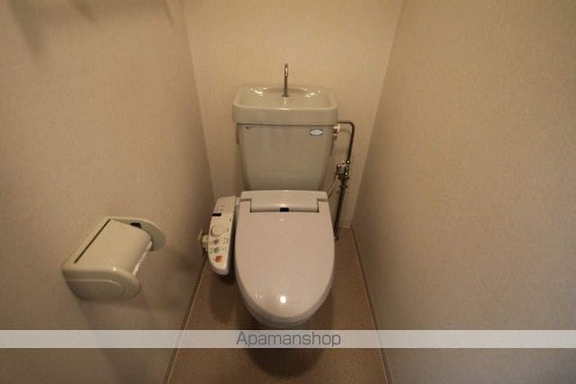 ミールズ江坂の内装写真