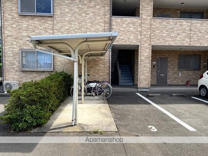 ロイヤルハウス西泉壱番館[2LDK/53.02m2]の共用部