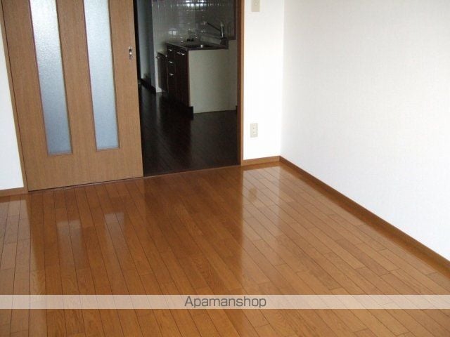 下伊福かわいマンションの内装写真