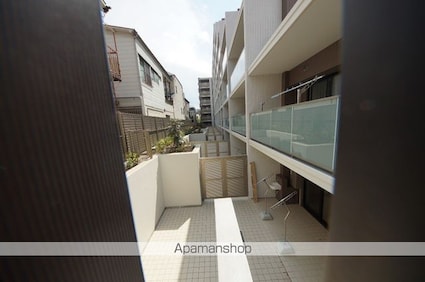 東京都新宿区大京町[2LDK/50.64m2]の共用部7