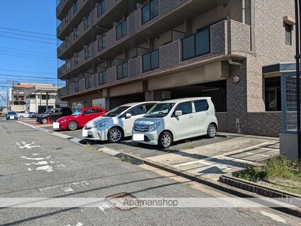 岡山県倉敷市老松町３丁目[1R/26.82m2]の駐車場