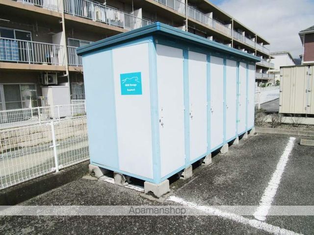 レオパレスフローラの外観写真
